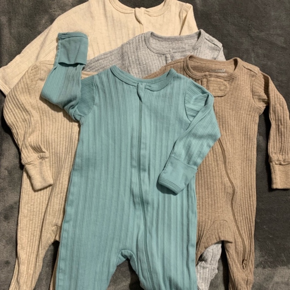0-3m Ribbed One Piece Bundle